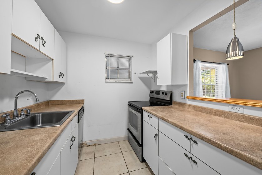 No minimum down payment required! All milestone inspections have - photo 4