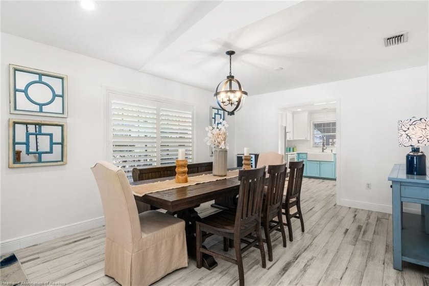 Experience the ultimate lakefront living in Florida with this - photo 11