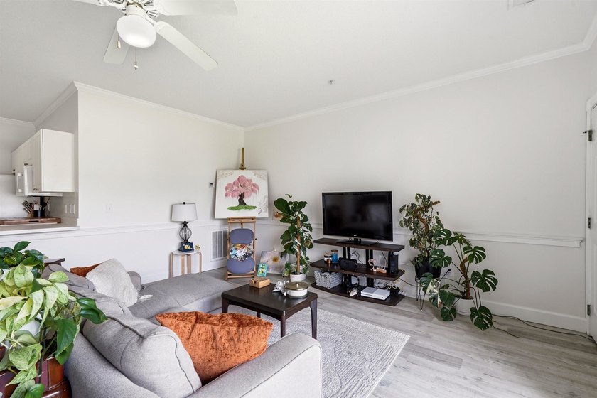 Welcome to 4864 Carnation Circle #203 in the desirable Magnolia - photo 17