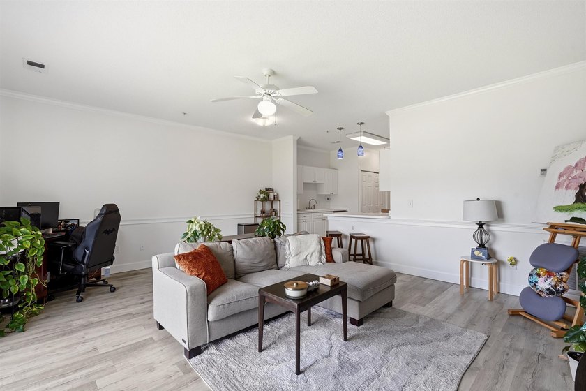 Welcome to 4864 Carnation Circle #203 in the desirable Magnolia - photo 20