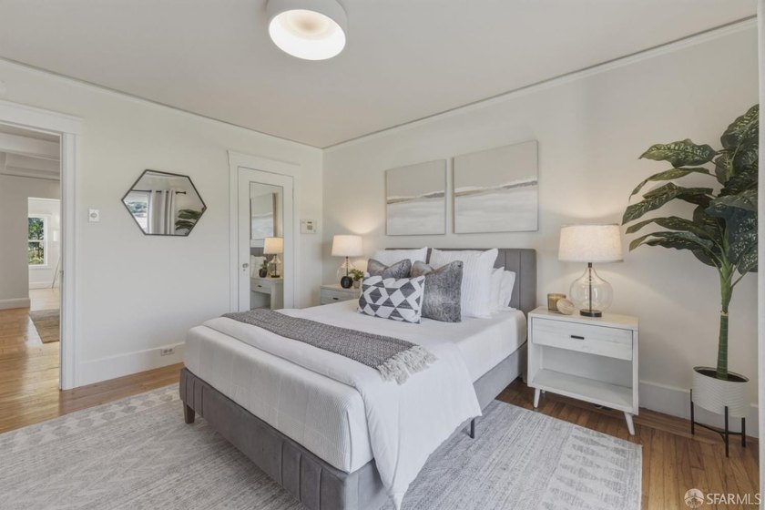 Welcome home to this Sunnyside gem with sweeping city views! - photo 27