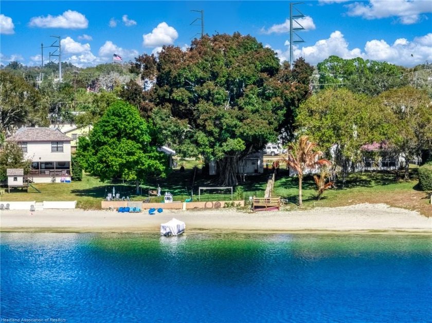 Experience the ultimate lakefront living in Florida with this - photo 34