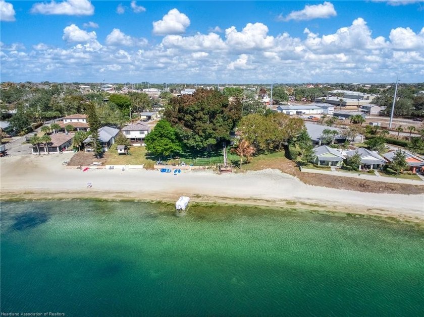 Experience the ultimate lakefront living in Florida with this - photo 44