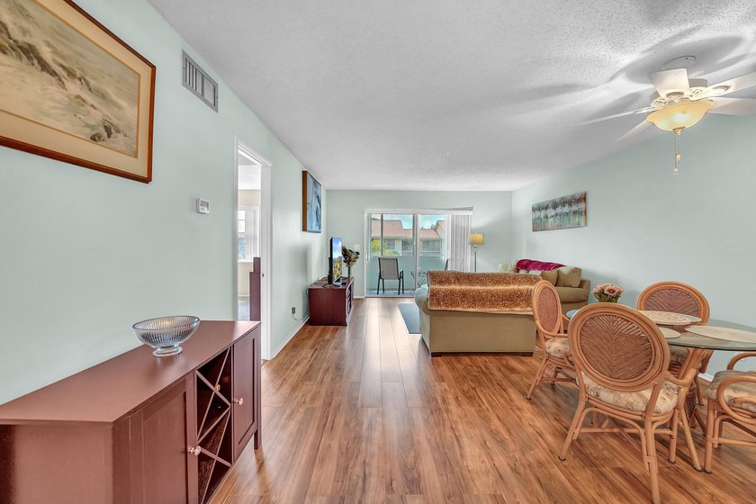 Fully Furnished, move-in ready, turn-key, 2-bedroom, 2-bath - photo 3