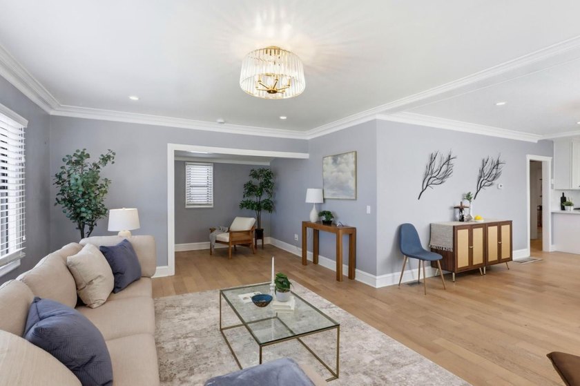 Welcome to this incredible 4 bedroom/3-full bath; 2,139 sq ft - photo 10