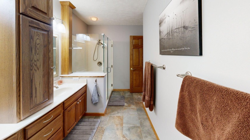 Exquisitely maintained ranch-style home. SOLD - photo 28