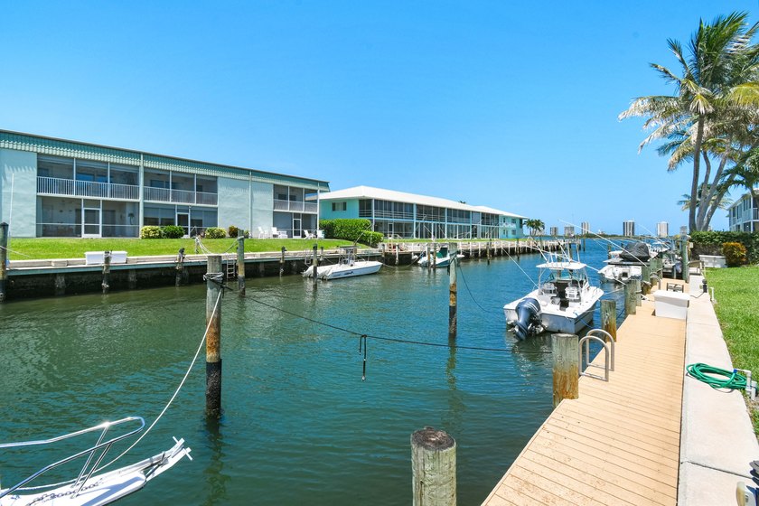 Experience waterfront living in this beautifully updated - photo 5