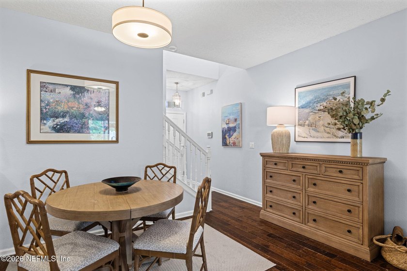 Well maintained 3 Bedroom/2.5 Bath Townhome with 1,773 sq. ft - photo 6