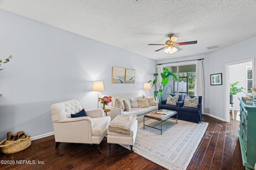 Well maintained 3 Bedroom/2.5 Bath Townhome with 1,773 sq. ft - photo 10