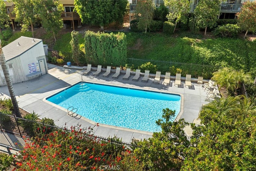 Seller will pay one year of HOA - photo 40