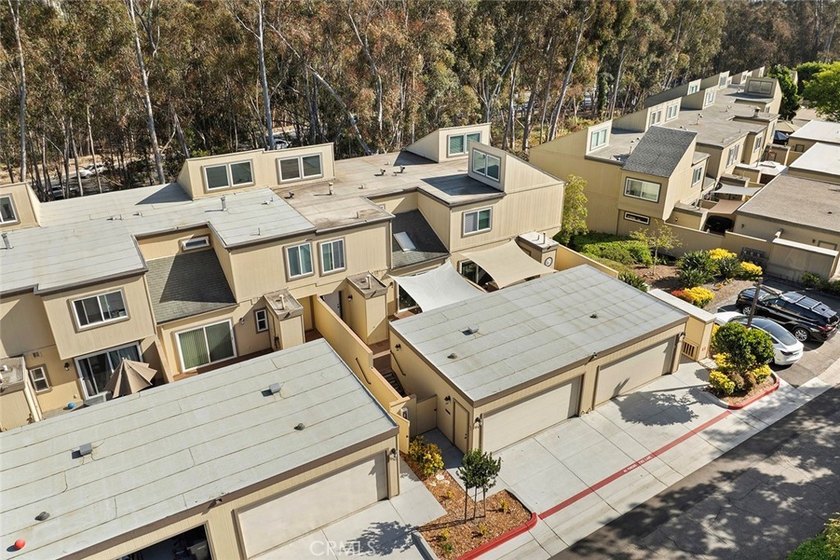 Seller will pay one year of HOA - photo 42