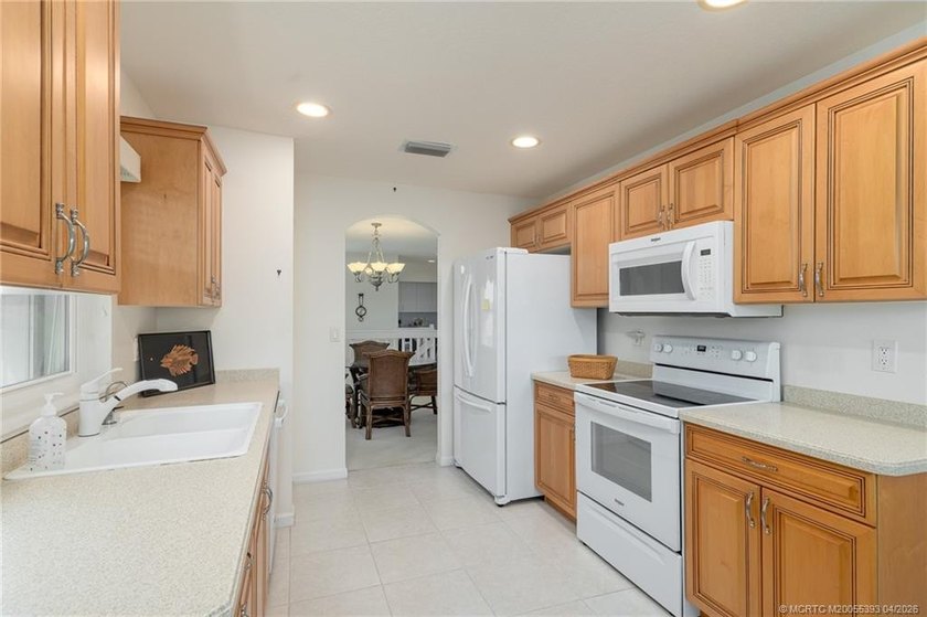 This is a spacious two bedroom, two bath Villa with elevator in - photo 11