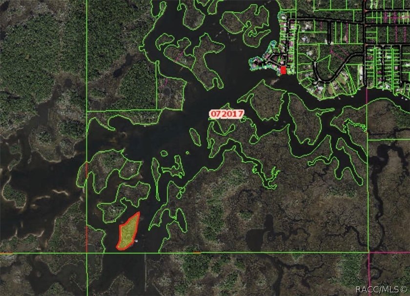 Private Island Offering---Boat Access Only! This is a rare - photo 6