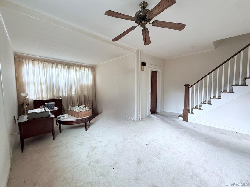 Set on approximately 0.20 acres in a desirable Larchmont - photo 11