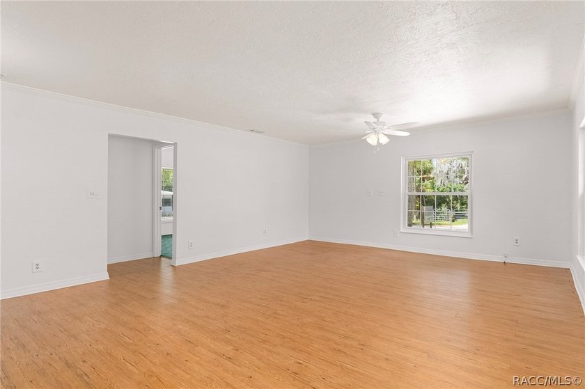 This is the kind of property that almost never comes - photo 7