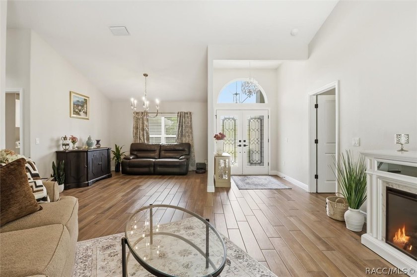 Why wait to build when your Florida dream home is ready right - photo 9