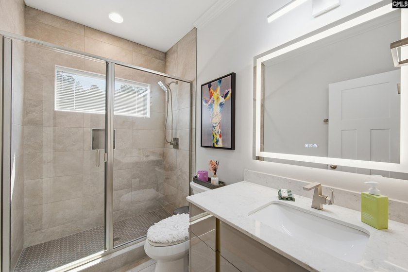 SEE VIRTUAL TOUR. Welcome to 52 Melrose Place in the highly - photo 41
