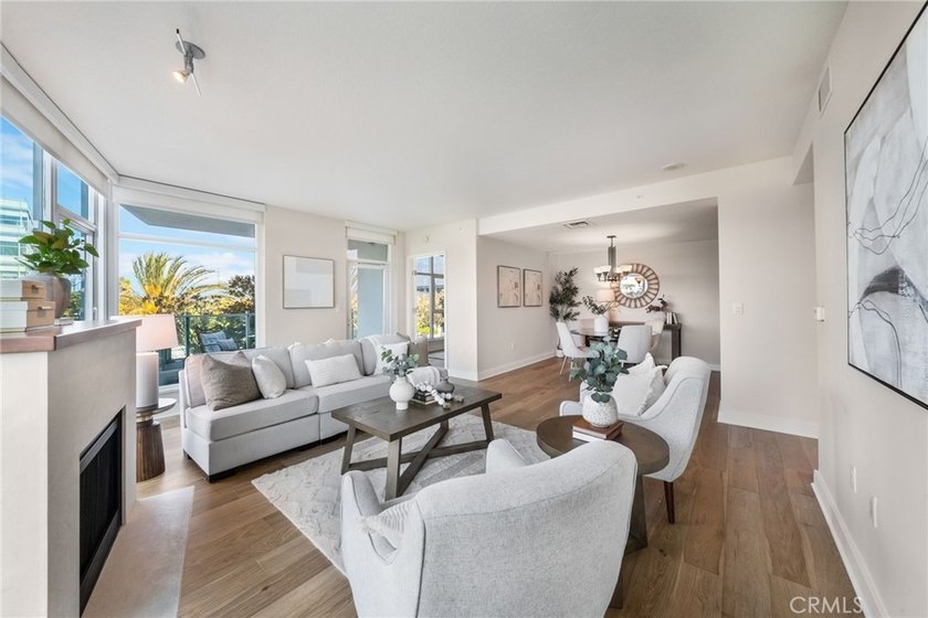 Luxury high-rise living at its finest in the prestigious Marquee - photo 8