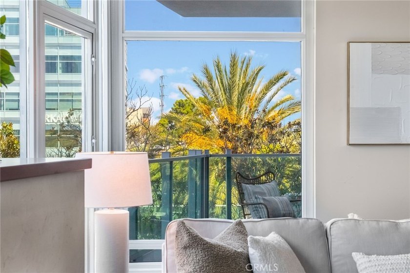 Luxury high-rise living at its finest in the prestigious Marquee - photo 9