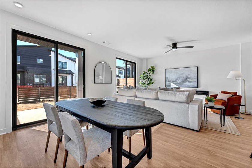 Welcome to Parkside of Lowell - where contemporary design meets - photo 5