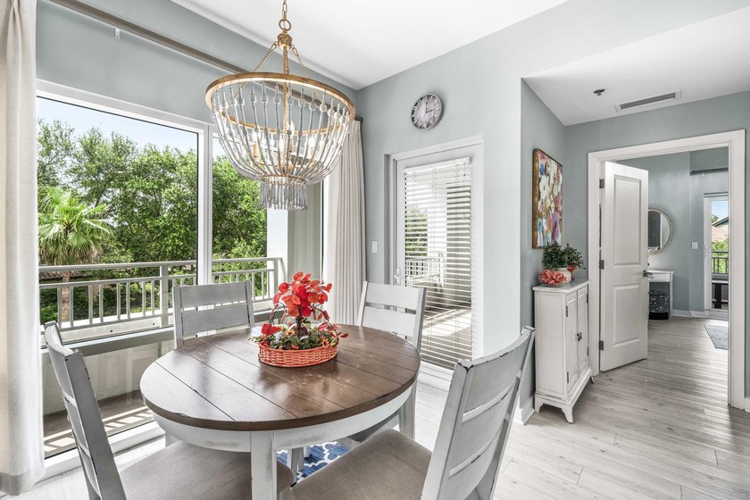 Rarely available in Luau I, this beautifully updated corner-unit - photo 21