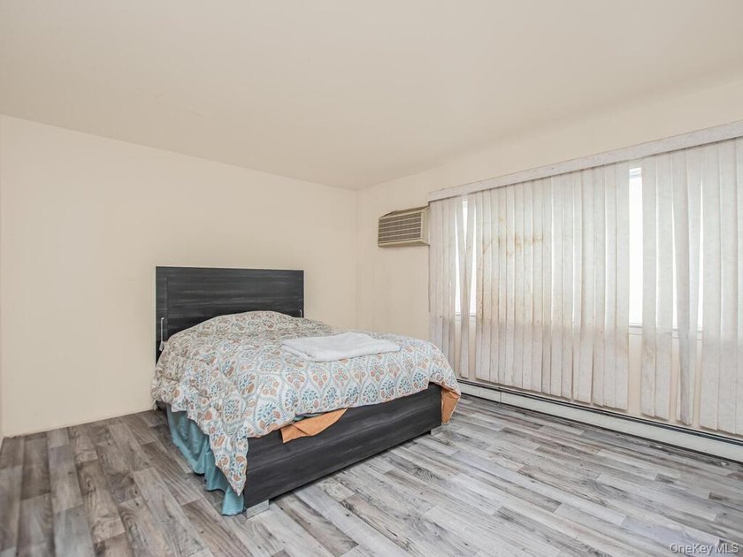Well-maintained two-family duplex built in 1996, offering - photo 10
