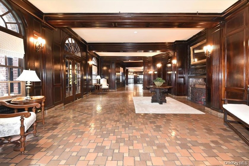 GREAT NECK PLAZA 11021 - 1 Bed - 1 Bath // Proudly presenting a - photo 27