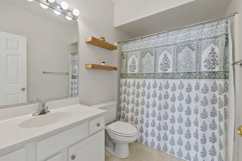Coastal charm, exceptional space, and effortless living come - photo 30