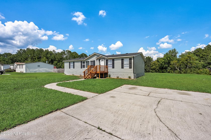 Welcome home to peaceful country living! Nestled on 1 beautiful - photo 4