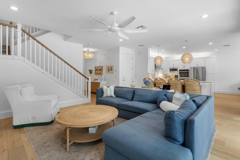 Exceptionally upgraded and completely turnkey, this designer - photo 10