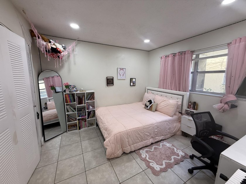 Welcome to this two-bedroom, two-bathroom condominium located in - photo 21
