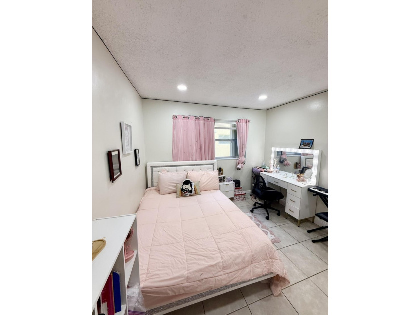 Welcome to this two-bedroom, two-bathroom condominium located in - photo 22