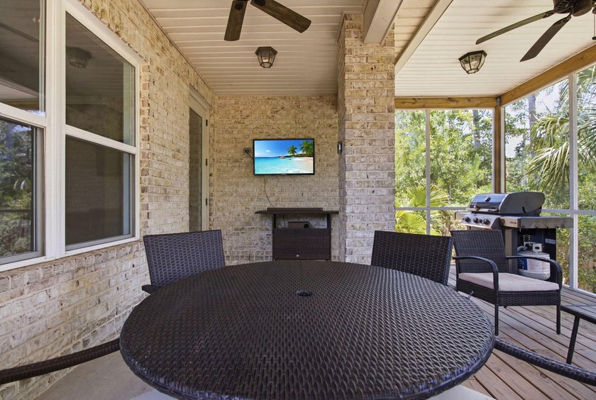 Priced $35k under recent appraisal! Welcome to 76 Oaktree Blvd - photo 37