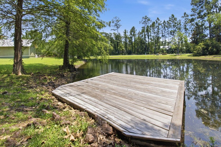 Priced $35k under recent appraisal! Welcome to 76 Oaktree Blvd - photo 46