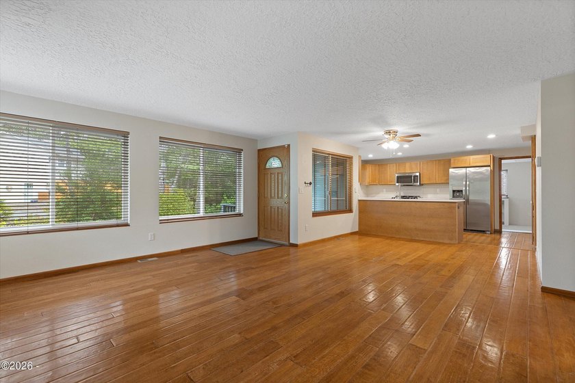 Price Reduced. Motivated Sellers. Move right in and enjoy for - photo 7