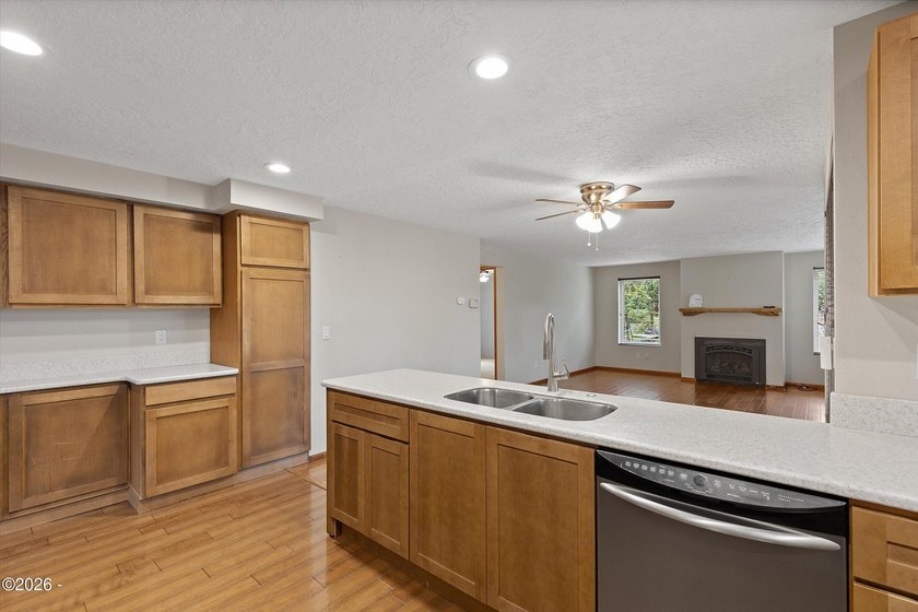 Price Reduced. Motivated Sellers. Move right in and enjoy for - photo 10