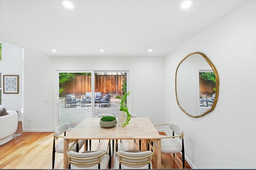 Beautifully updated 3-bedroom, 2.5-bath home in the highly - photo 8