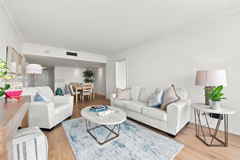 Positioned in the heart of Aventura, this fully renovated - photo 3