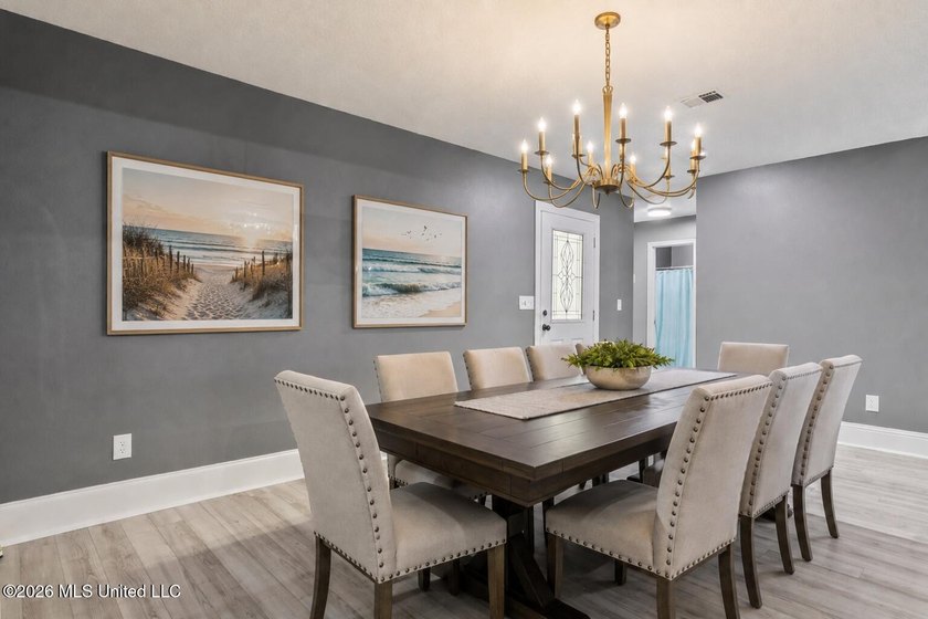 Beautiful and move-in ready 3 bedroom 2 bath brick home in Ocean - photo 4