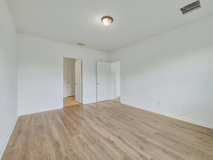 Amazing 2021 construction with this 4 Bedroom and 2 Bathroom - photo 18