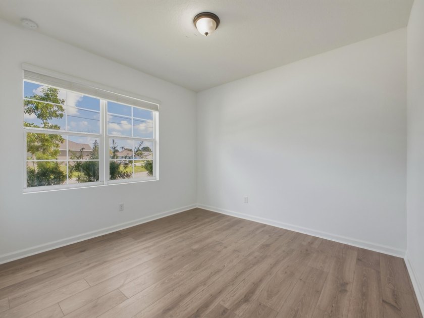 Amazing 2021 construction with this 4 Bedroom and 2 Bathroom - photo 25