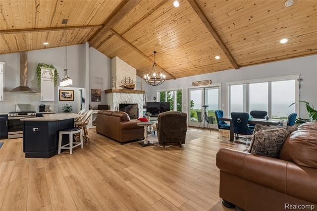 Welcome to your turnkey Up North paradise on Lake Huron! Built - photo 4