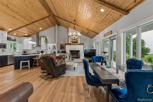 Welcome to your turnkey Up North paradise on Lake Huron! Built - photo 5