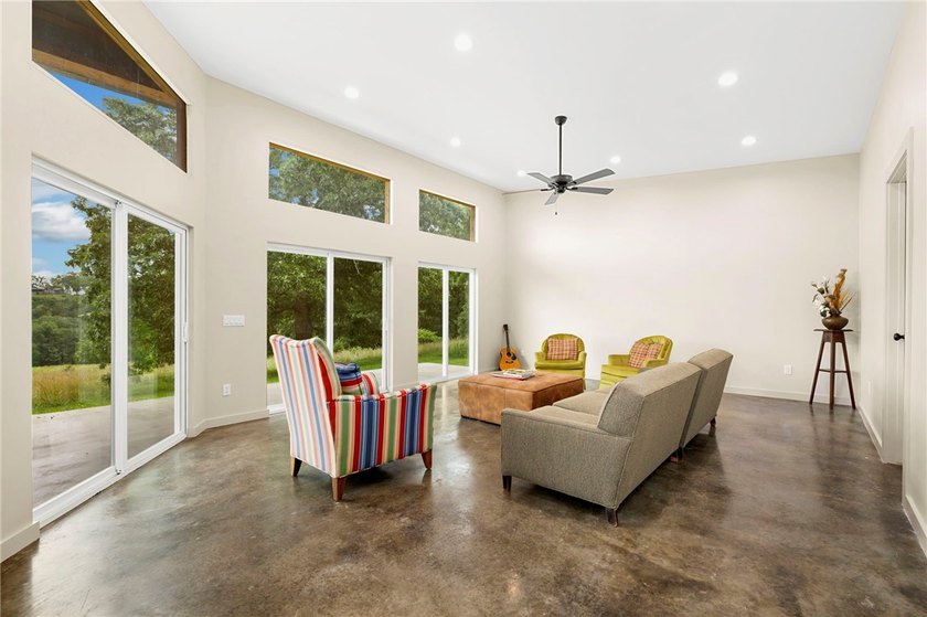 Newly constructed in 2024 3-bedroom, 2-bath modern retreat on 6 - photo 5