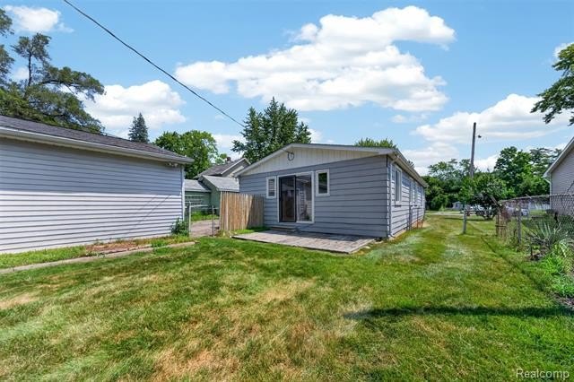 Great Opportunity in Keego Harbor! Don't miss this unique - photo 5
