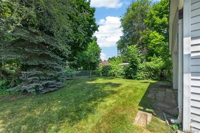 Great Opportunity in Keego Harbor! Don't miss this unique - photo 6