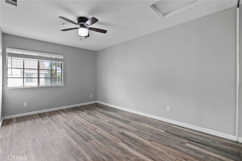 Charming 3-bedroom, 2.5-bath home in a prime Santa Ana location - photo 23