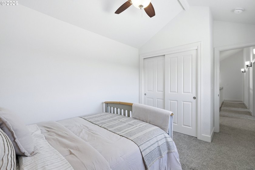 Wake up to breathtaking lake views and experience the best of - photo 25
