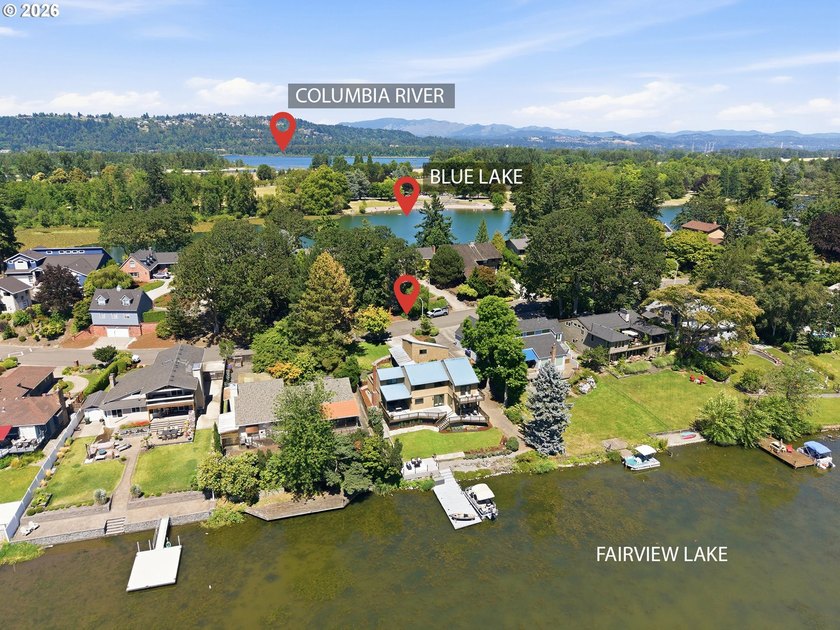 Wake up to breathtaking lake views and experience the best of - photo 38