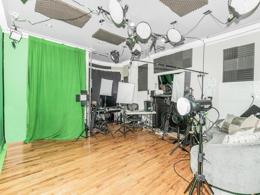 Unlock the potential of this strategically located multi-family - photo 11